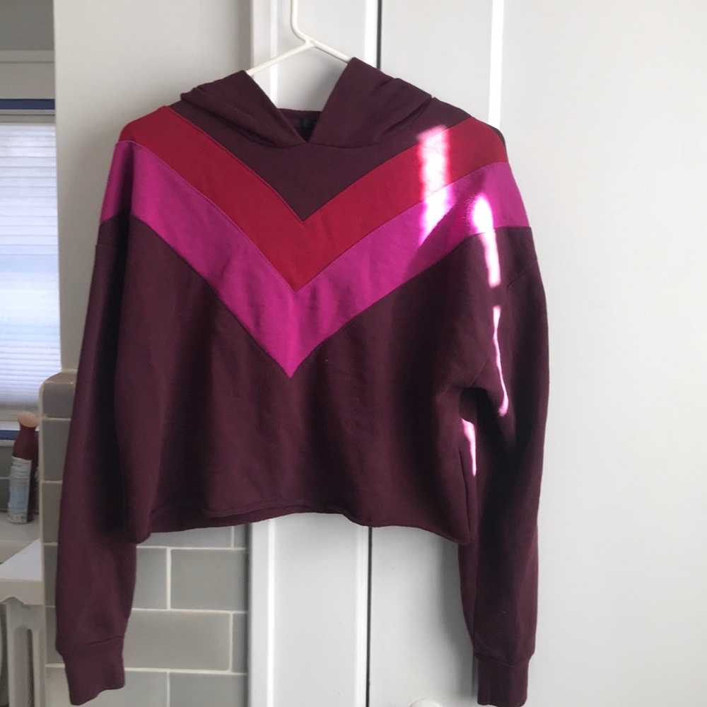 Crop top sweater
